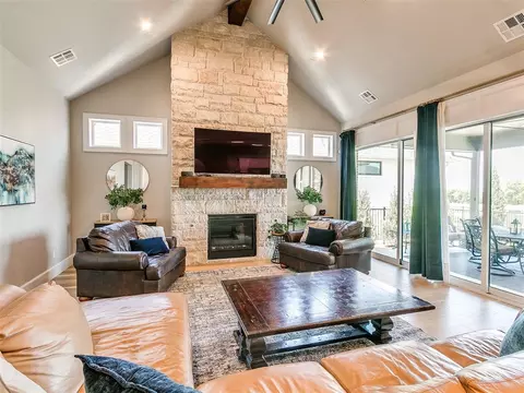 2017 Wiregrass Dr, Edmond, OK 73025 photo 13