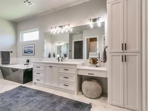 2017 Wiregrass Dr, Edmond, OK 73025 photo 29