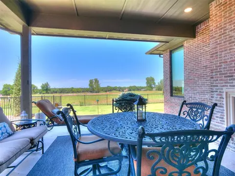 2017 Wiregrass Dr, Edmond, OK 73025 photo 42