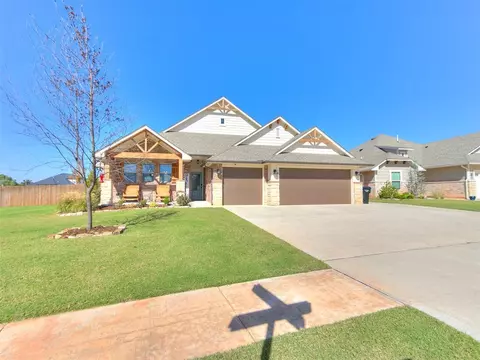 2701 Cedar Creek Dr, Moore, OK 73160