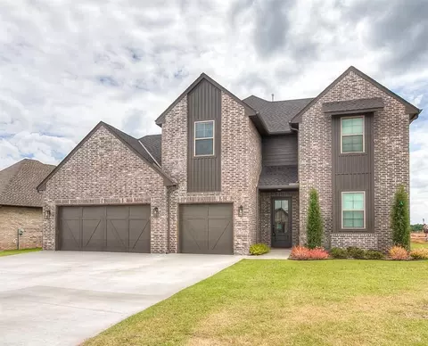 6016 Allen Scott Ln, Edmond, OK 73034