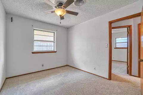 609 Windsor Dr, Altus, OK 73521 photo 21