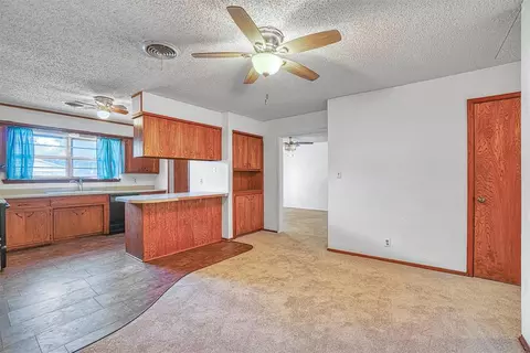 609 Windsor Dr, Altus, OK 73521 photo 13
