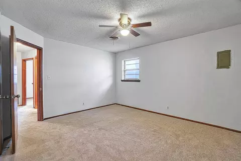 609 Windsor Dr, Altus, OK 73521 photo 18