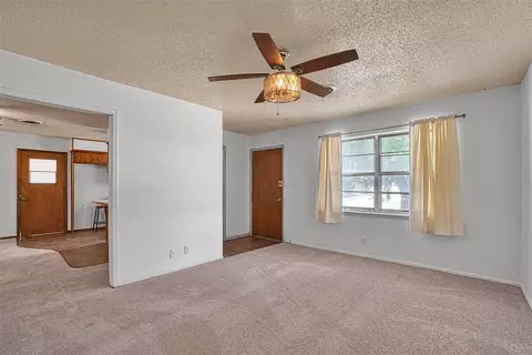 609 Windsor Dr, Altus, OK 73521 photo 5