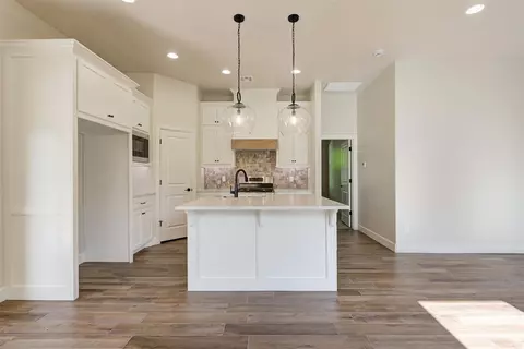 204 E 7th St, Arcadia, OK 73007 photo 9