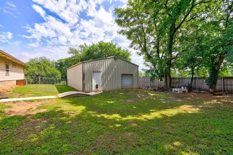 310 E Sharp Ave, Washington, OK 73093 photo 35