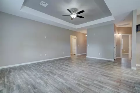 310 E Sharp Ave, Washington, OK 73093 photo 6