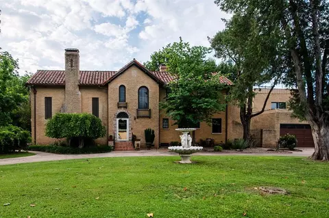 519 N Ash St, Pauls Valley, OK 73075