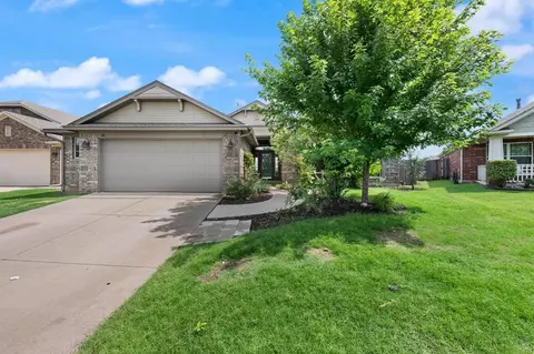18813 Vea Dr, Edmond, OK 73012