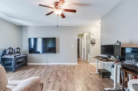315 Elder Ln, Mustang, OK 73064 photo 7