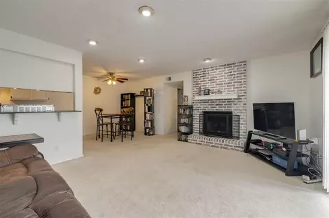 3200 W Britton Rd #208, Oklahoma City, OK 73120
