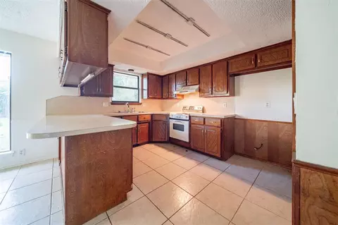 325 E Platt Dr, Yukon, OK 73099 photo 15
