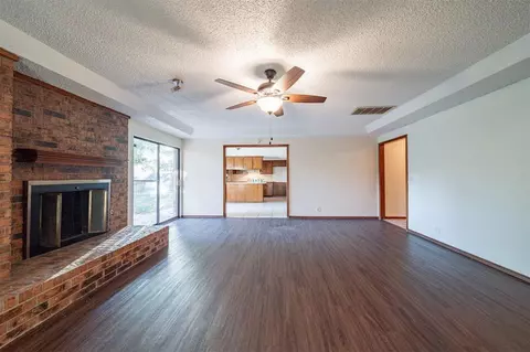325 E Platt Dr, Yukon, OK 73099 photo 11