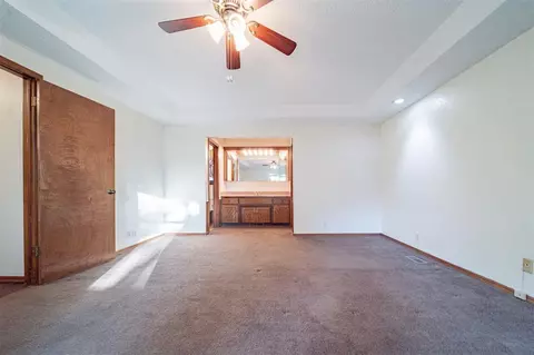 325 E Platt Dr, Yukon, OK 73099 photo 32