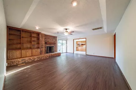 325 E Platt Dr, Yukon, OK 73099 photo 10