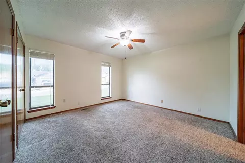 325 E Platt Dr, Yukon, OK 73099 photo 24