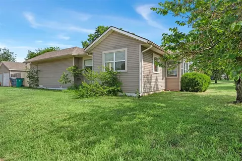 9720 N Shartel Ave, Oklahoma City, OK 73114
