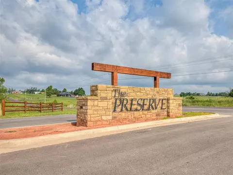 8301 Autumn Blaze Dr #16, Blanchard, OK 73010