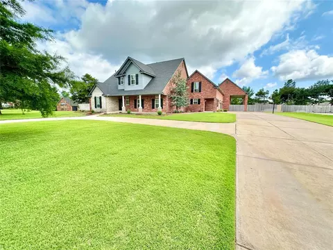 10308 SE 45th St, Oklahoma City, OK 73150