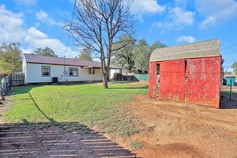 433 Circle Dr, Frederick, OK 73542 photo 25