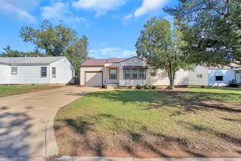 433 Circle Dr, Frederick, OK 73542