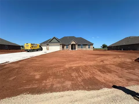 2185 Hux Dr, Blanchard, OK 73010