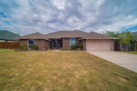 432 Cactus Rd, Yukon, OK 73099