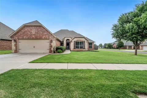 15529 Maple Ridge Ln, Edmond, OK 73013
