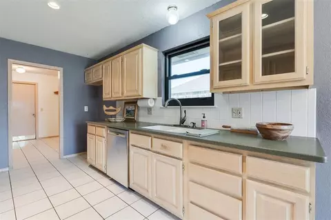 704 Old Bugle Rd, Edmond, OK 73003 photo 13