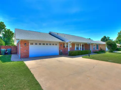 3400 N Ridgewood Dr, Midwest City, OK 73110