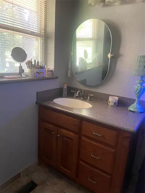 8116 NW 33rd St, Bethany, OK 73008 photo 7