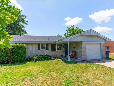 1352 SW 77th Pl, Oklahoma City, OK 73159