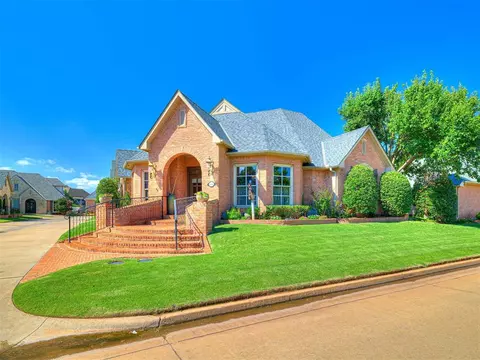 2946 NW 160th St, Edmond, OK 73013