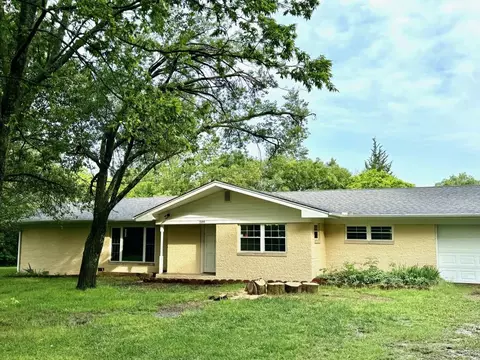 209 N Tully St, Tecumseh, OK 74873
