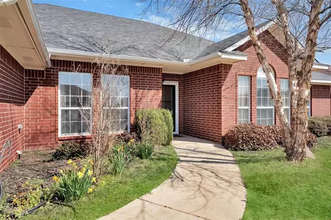 1809 Hunter Pointe Cir, Altus, OK 73521 photo 3