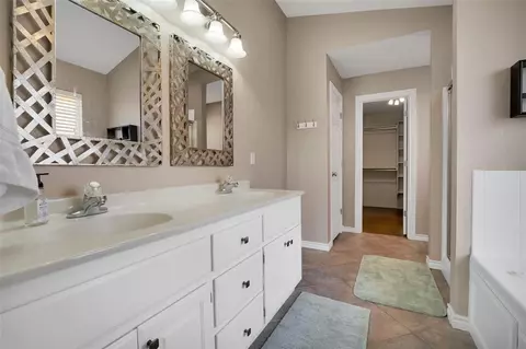 1809 Hunter Pointe Cir, Altus, OK 73521 photo 22