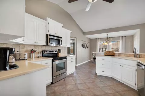 1809 Hunter Pointe Cir, Altus, OK 73521 photo 13