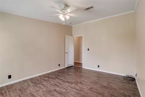 121 NE Pine Ave, Elgin, OK 73538 photo 22