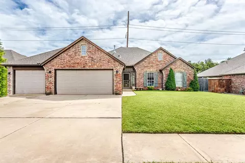 16108 Petaluma Pl, Edmond, OK 73013