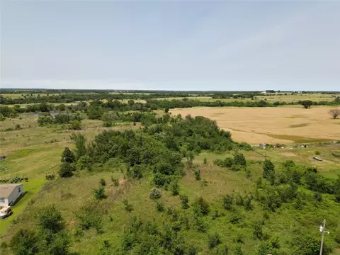 Cedar Road, Henryetta, OK 74437 photo 5