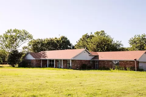 33237 Airline Rd, Pauls Valley, OK 73075