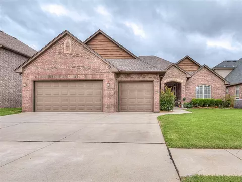 5912 NW 160th St, Edmond, OK 73013