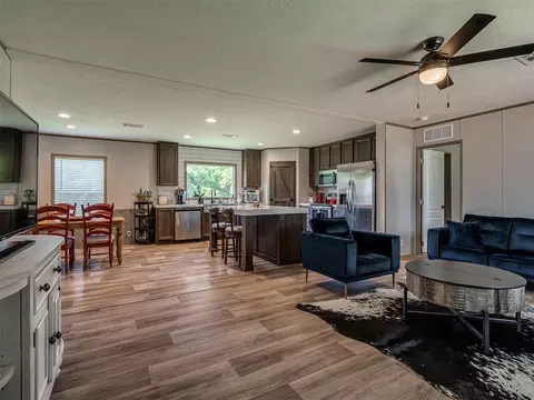 30301 Lake Dr, Mcloud, OK 74851 photo 5