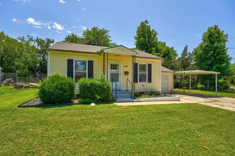 116 W Lilac Ct, Midwest City, OK 73110