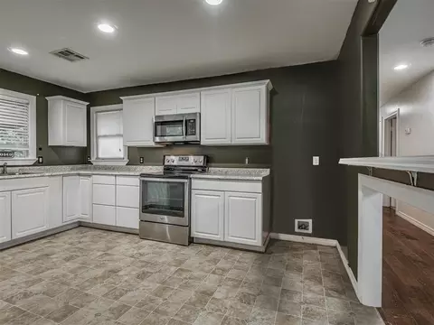 1410 E Walnut St, Shawnee, OK 74801 photo 13