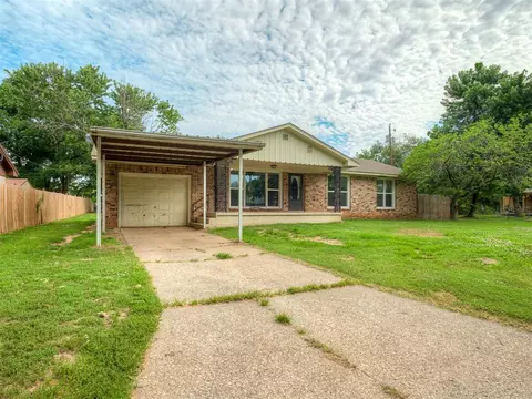 1410 E Walnut St, Shawnee, OK 74801 photo 3