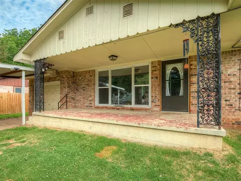 1410 E Walnut St, Shawnee, OK 74801 photo 4