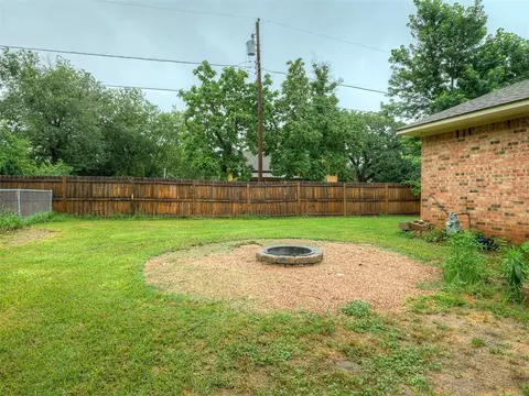 1410 E Walnut St, Shawnee, OK 74801 photo 35