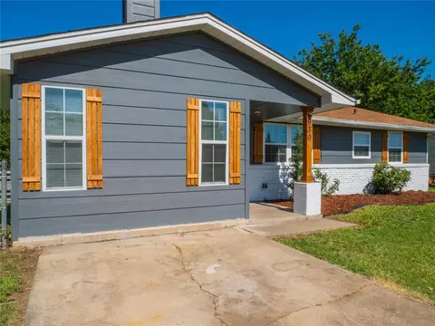 930 SW 37th St, Lawton, OK 73505